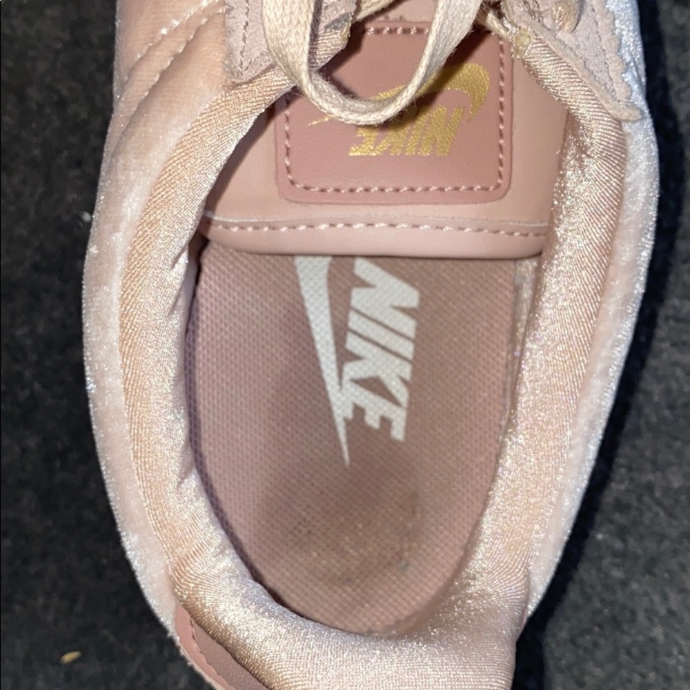 Nike Sneakers - Picture 6 of 16